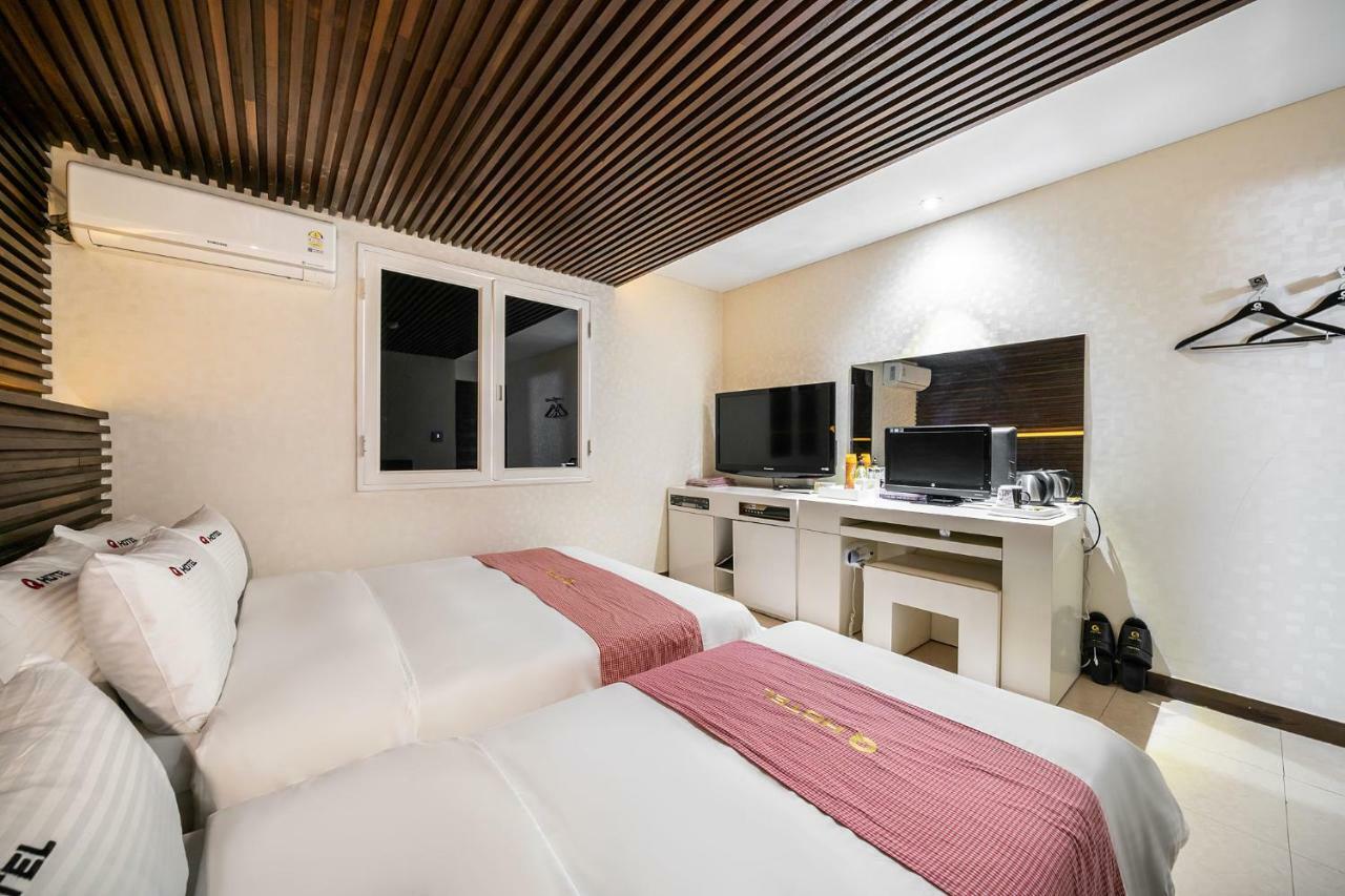 Q Hotel Paju Exterior photo